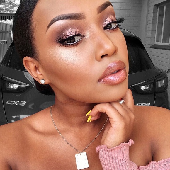 Too Faced Pretty Rich Eyeshadow Palette - Picture 9 of 16